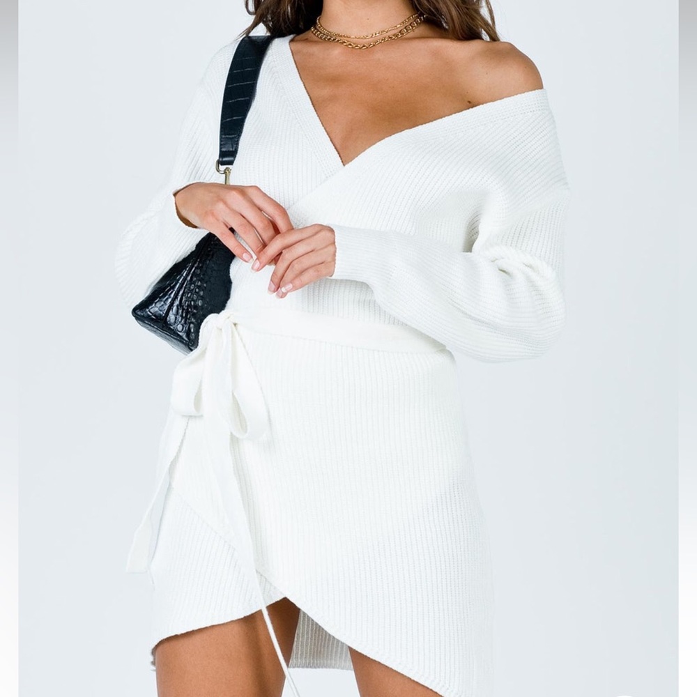 Mini dress white - never worn